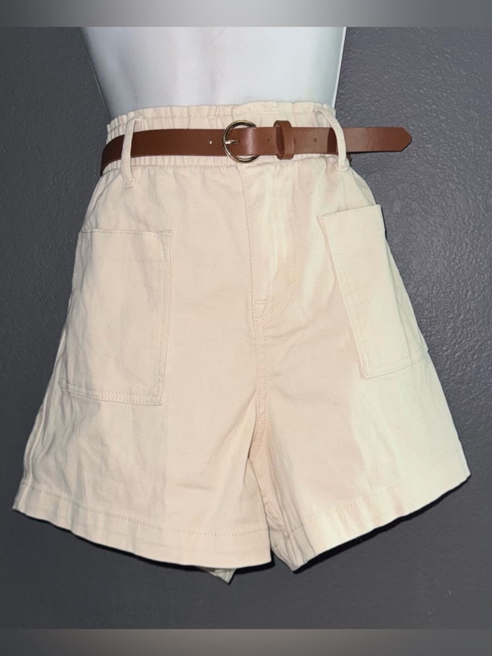Vigoss Women’s Beige Tan Brown High Waisted Belted Shorts Small - Medium 9/29
